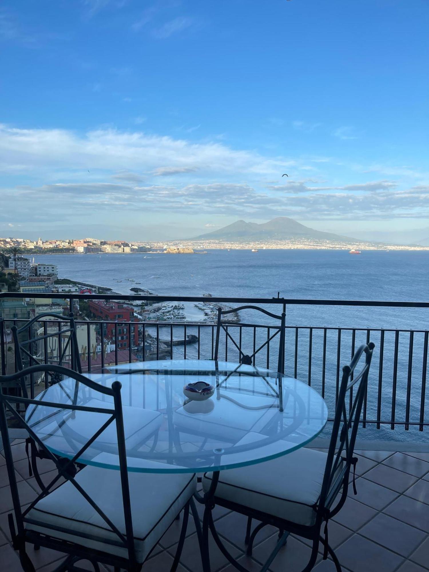 Panoramico A Posillipo Appartement